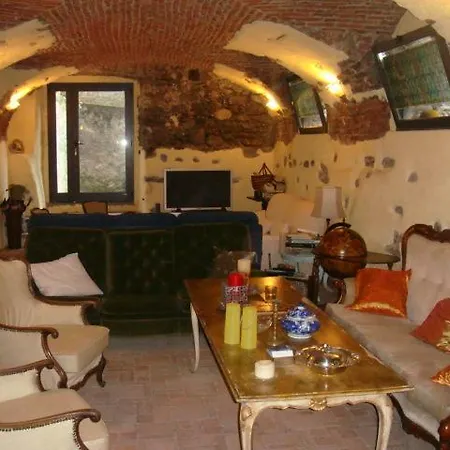Cardano Apartment